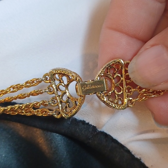 1960s Goldette NY Layered Locket & Pendant Necklace Beautiful! 20"-32" chains - Picture 9 of 10